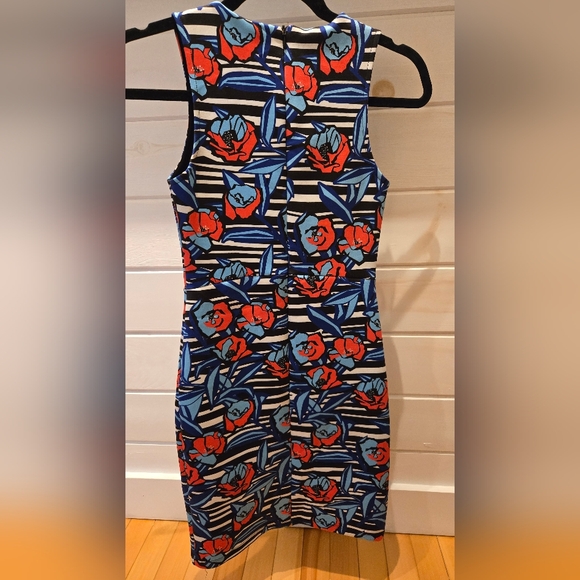 Topshop Blue and Red Patterned Dress - Picture 2 of 3